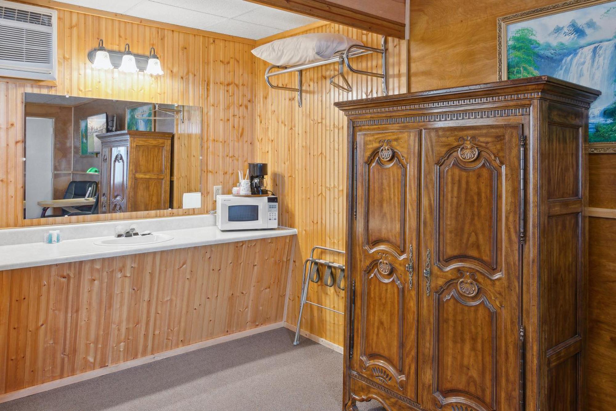 Vindel Motel Mackinaw City Esterno foto