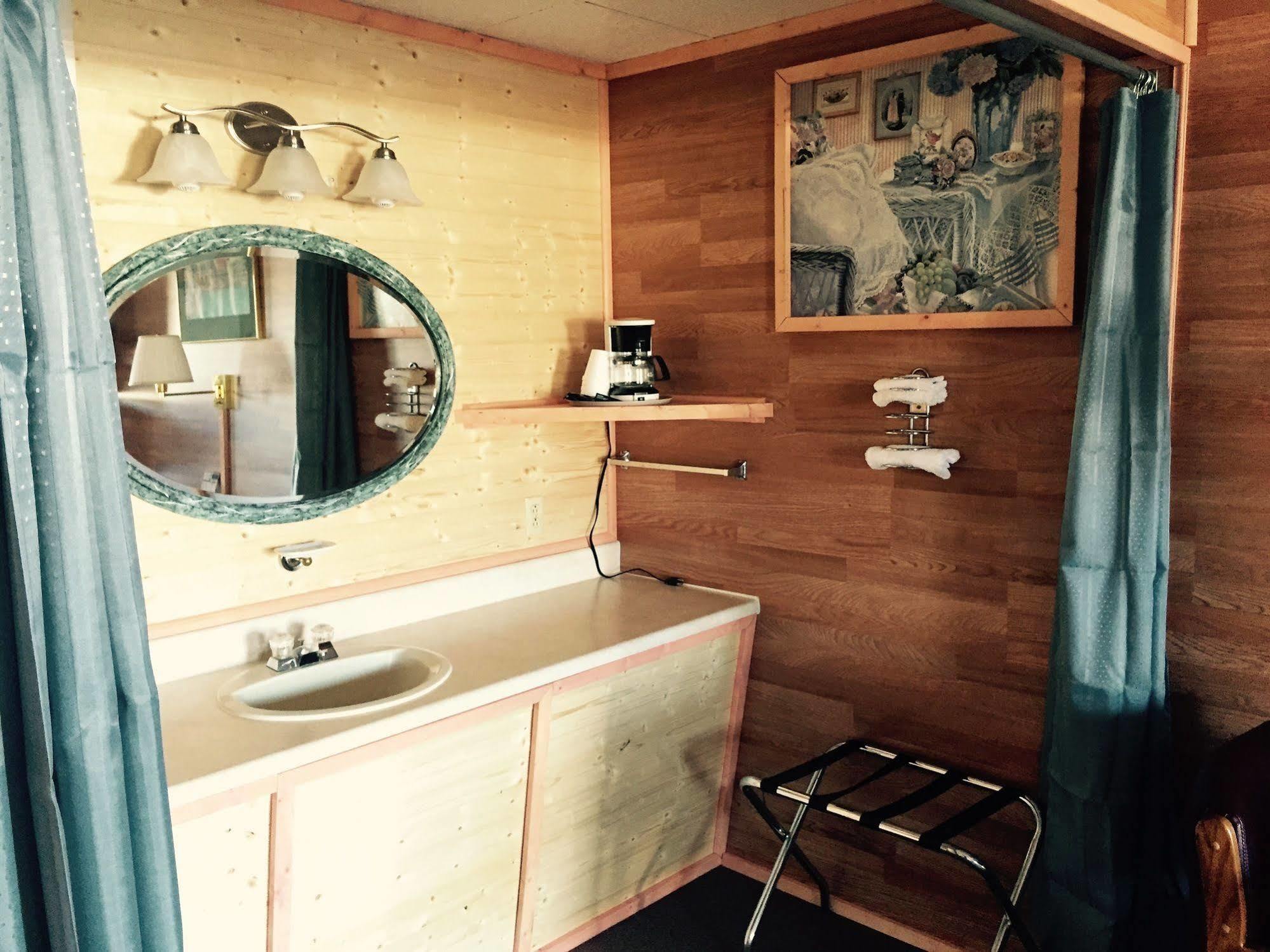 Vindel Motel Mackinaw City Esterno foto
