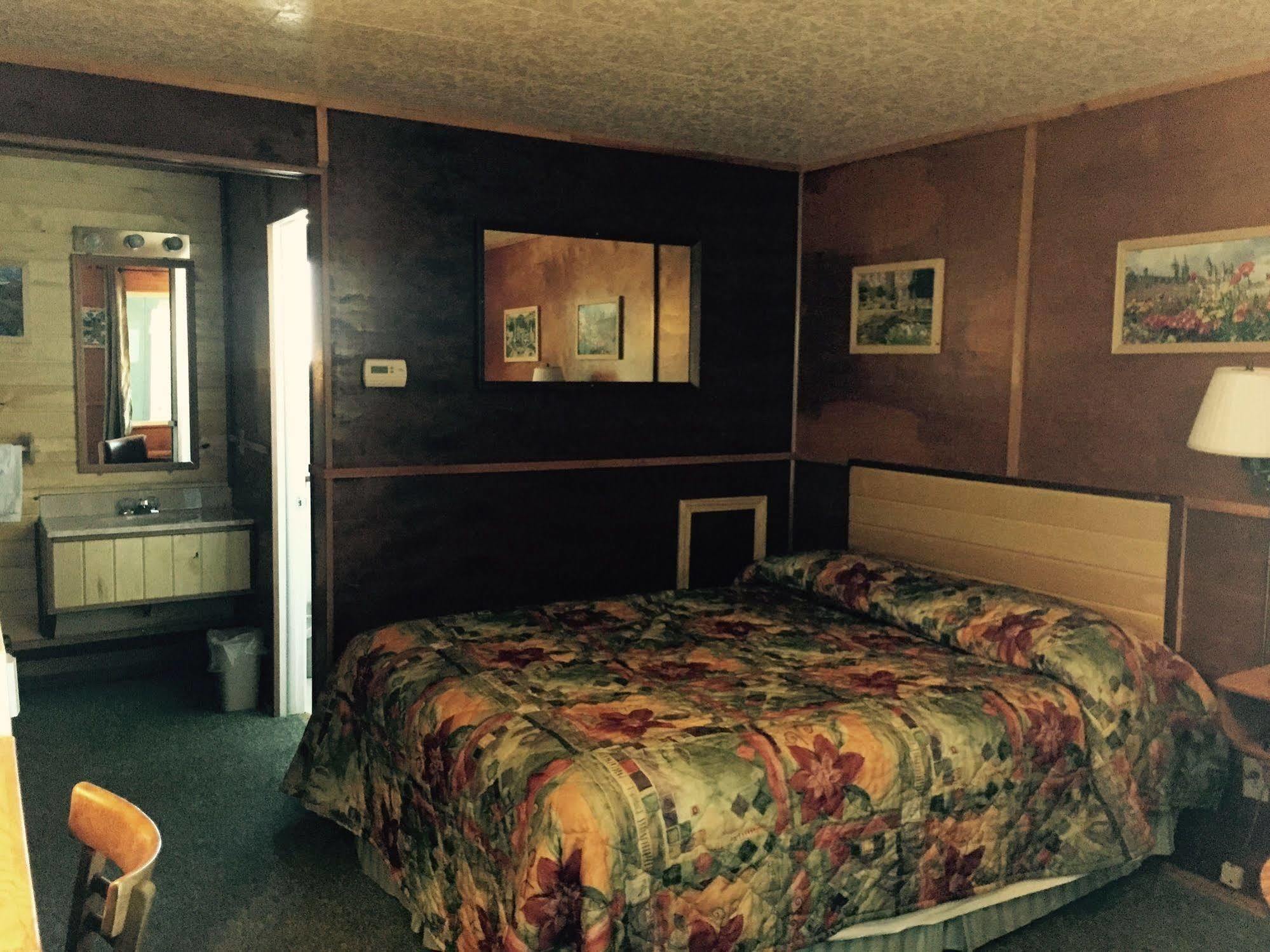 Vindel Motel Mackinaw City Esterno foto