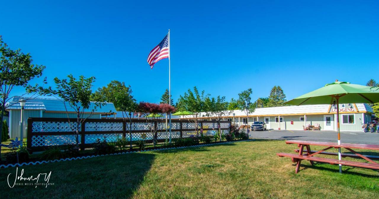 Vindel Motel Mackinaw City Esterno foto