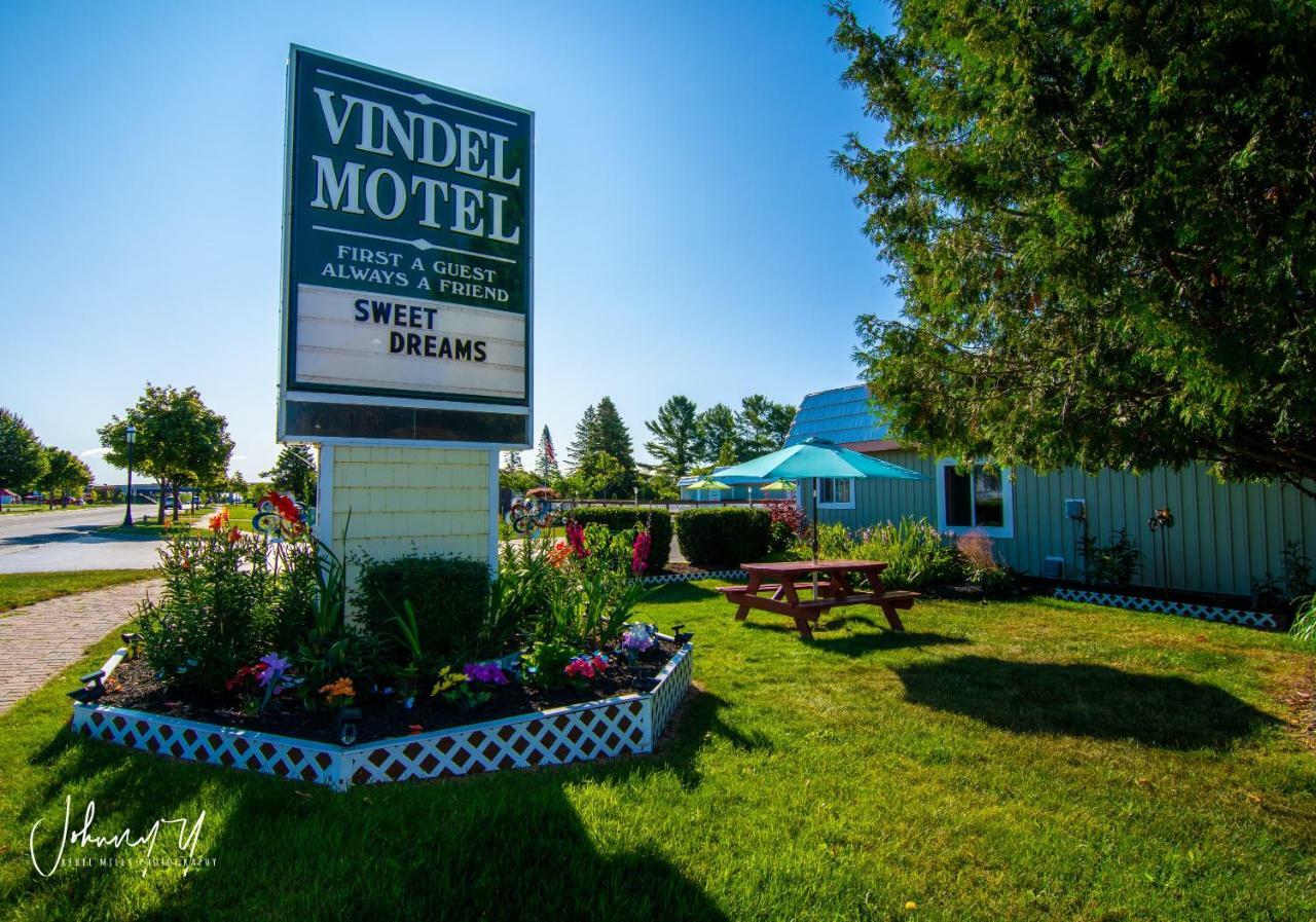 Vindel Motel Mackinaw City Esterno foto