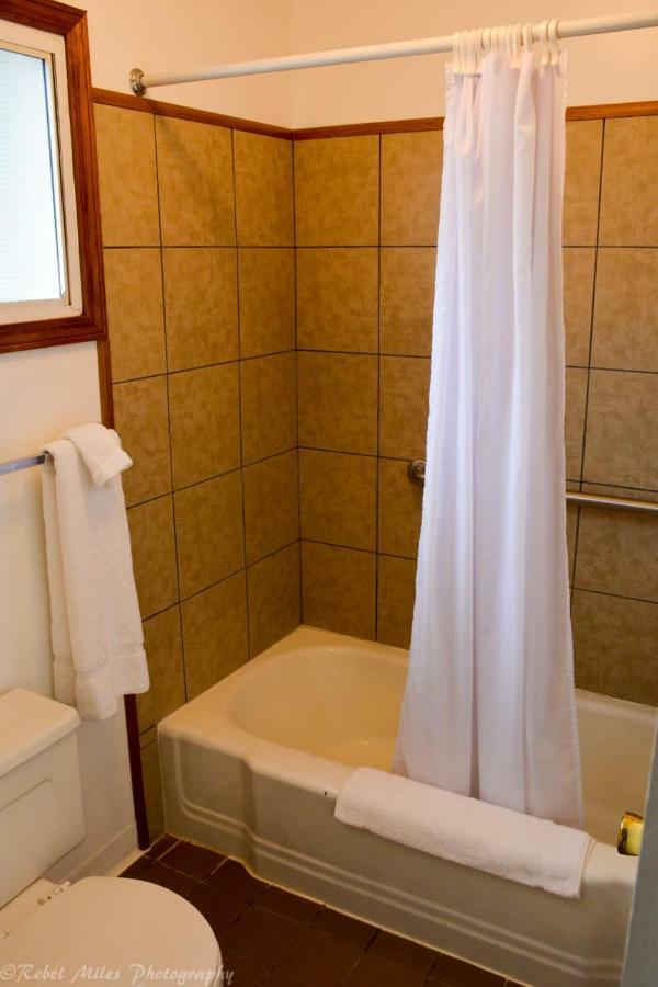 Vindel Motel Mackinaw City Esterno foto